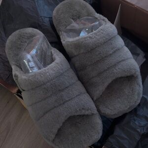 UGG Plush Gray Women's Slippers